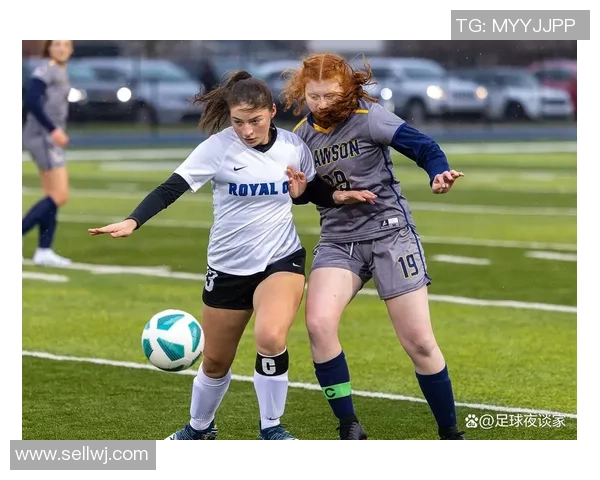 皇家橡树与足球明星的精彩碰撞展现运动与奢华的完美结合